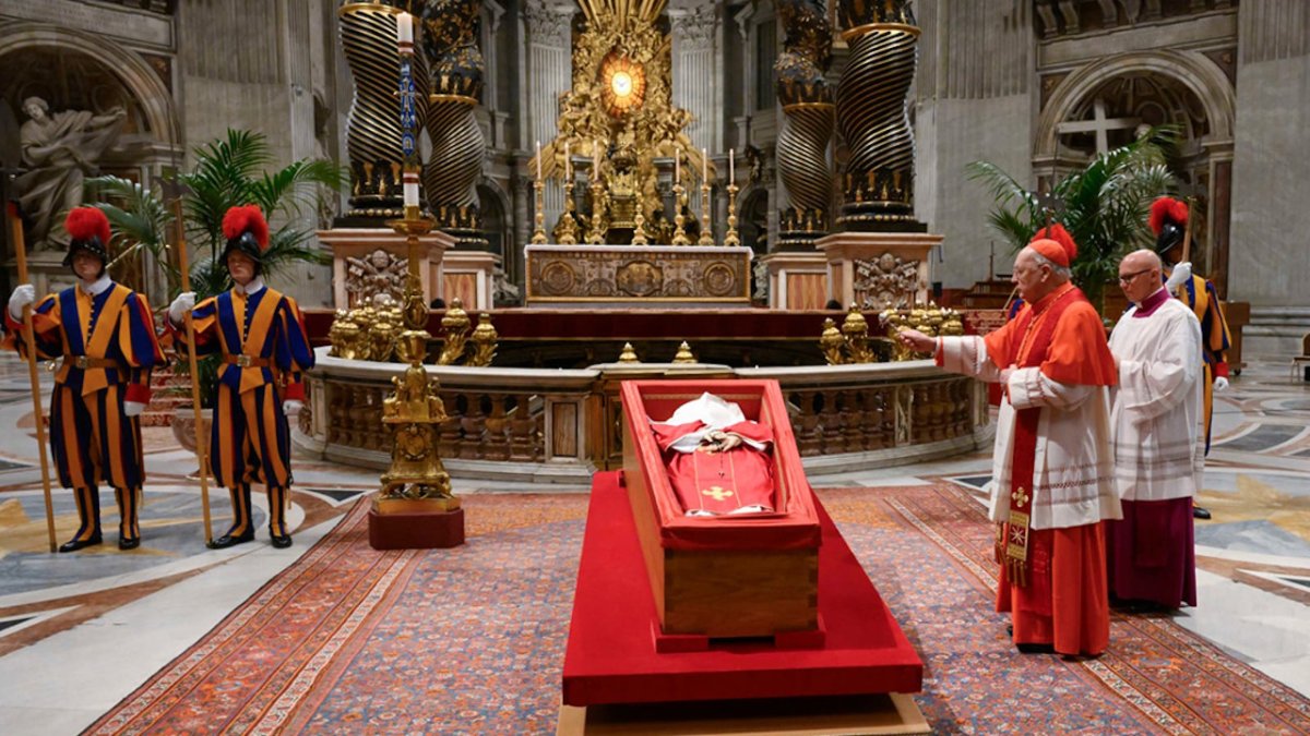 Yeni Papanın seçileceği tarih belli oldu