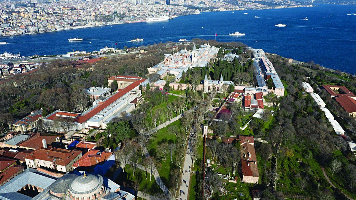 Turistlerin hayal kırıklığı yaşadığı yerlerin arasında İstanbul da var! İşte turistlerin en sevdiği ve sevmediği mekanlar