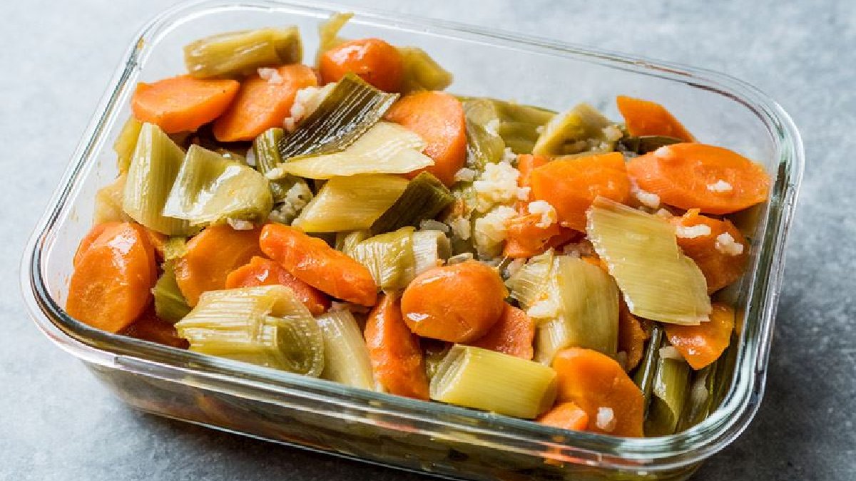 Kış aylarında bolca bulunuyor, herkes farklı yapıyor! En lezzetlisi zeytinyağıyla yapılıyor