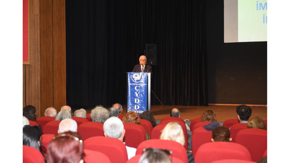 Cumhuriyet Söyleşileri’nde sanat konuşuldu