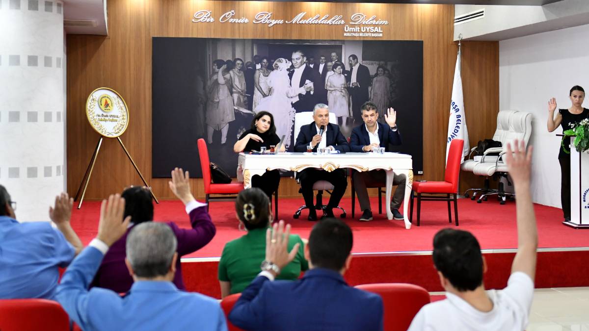 Politika yok, bahis var