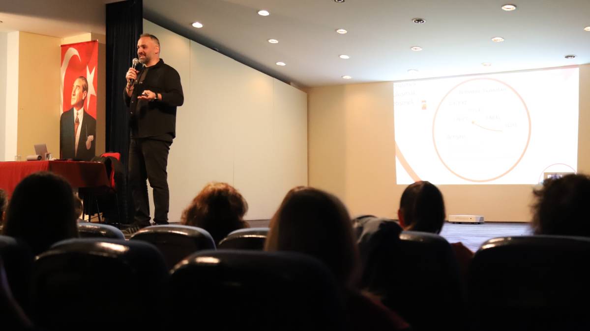 “Empati ve Etkili İletişim Becerileri” anlatıldı