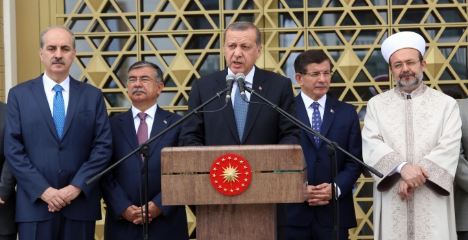 Beştepe Millet Camii Cuma 
ezanı eşliğinde açıldı
