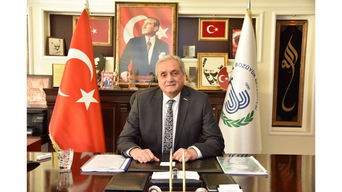 Başkan Bakkalcıoğlu tüm emekçilerin 1 Mayıs işçi bayramını kutladı