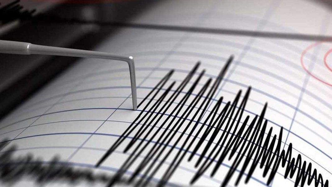 Antalya'da korkutan deprem | Son depremler