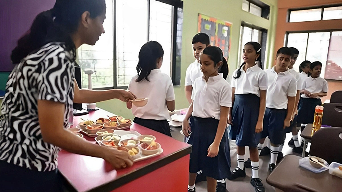Devlet okulunda ücretsiz verilen yemekten yılan artıkları çıktı! Yüzlerce öğrenci zehirlendi