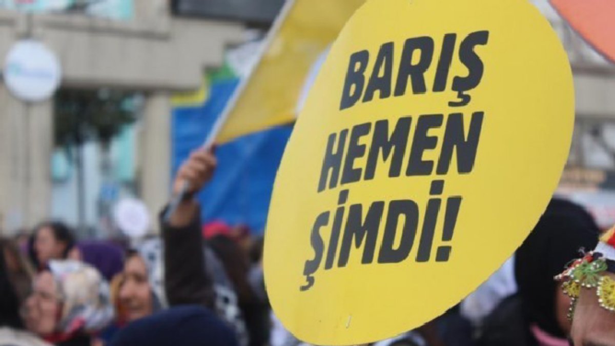 Barış Vakfı'ndan Kürt sorunu için silahsızlanma çağrısı: Barışta ısrar yaşamsaldır