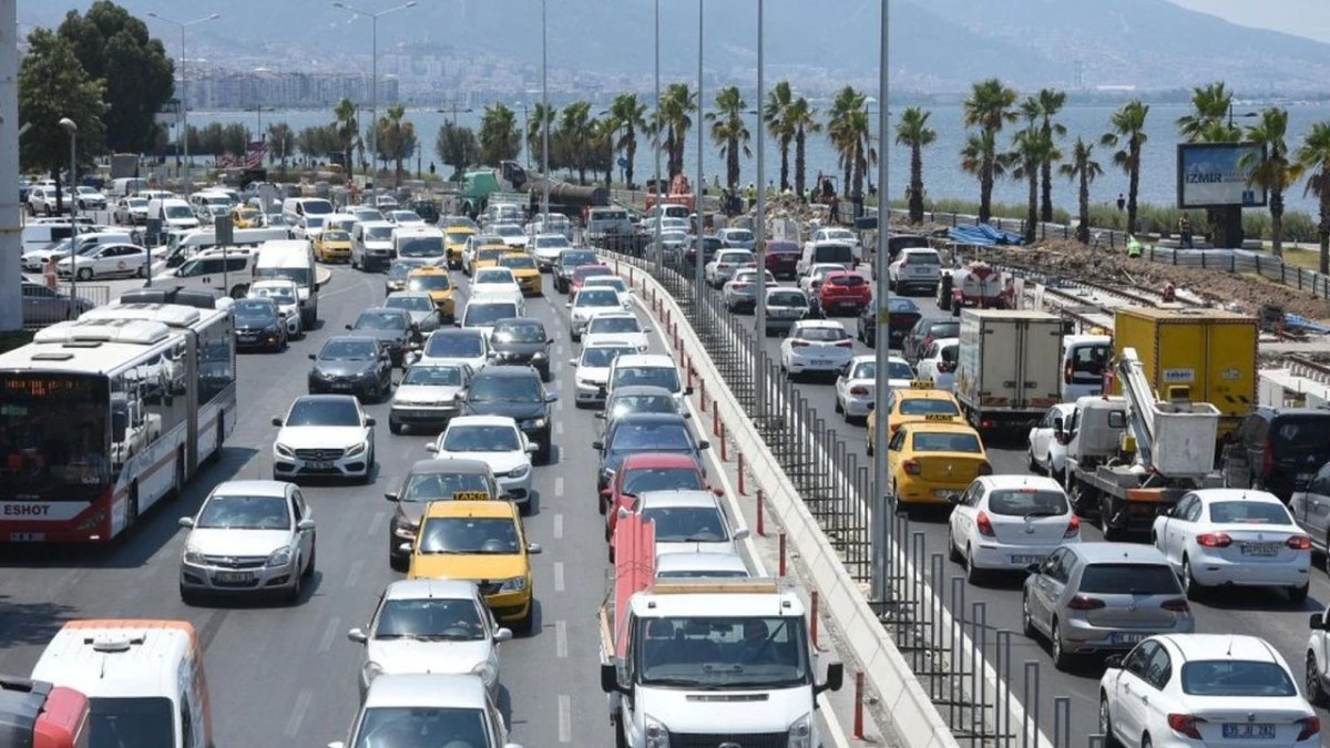 İzmirliler dikkat! Dışarı çıkarken planınızı buna göre yapın! Cumartesi ve pazar günü o yollar kapanacak