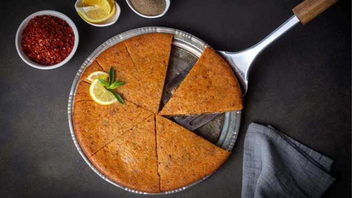 Zahmetsiz içli köfte deneyimi: Tepside yapılıyor, fırında pişiyor! İşte adım adım tarifi