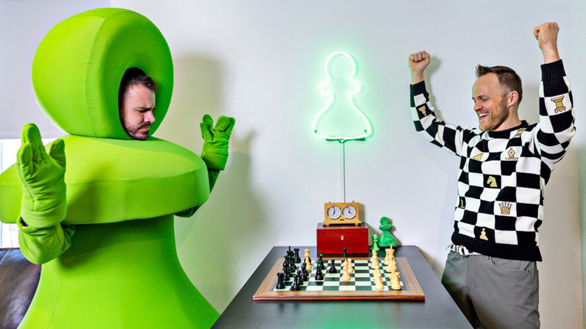 Satranç öğrenmeyen kalmasın: 200 milyon kullanıcıya ulaştı! Satrançseverlerin online buluşması noktası