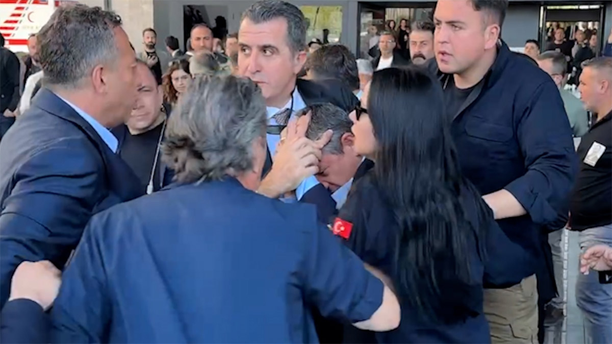 Saldırıyla ilgili çarpıcı iddia: Özgür Özel’in makam aracına AKM’de otopark izni verilmedi