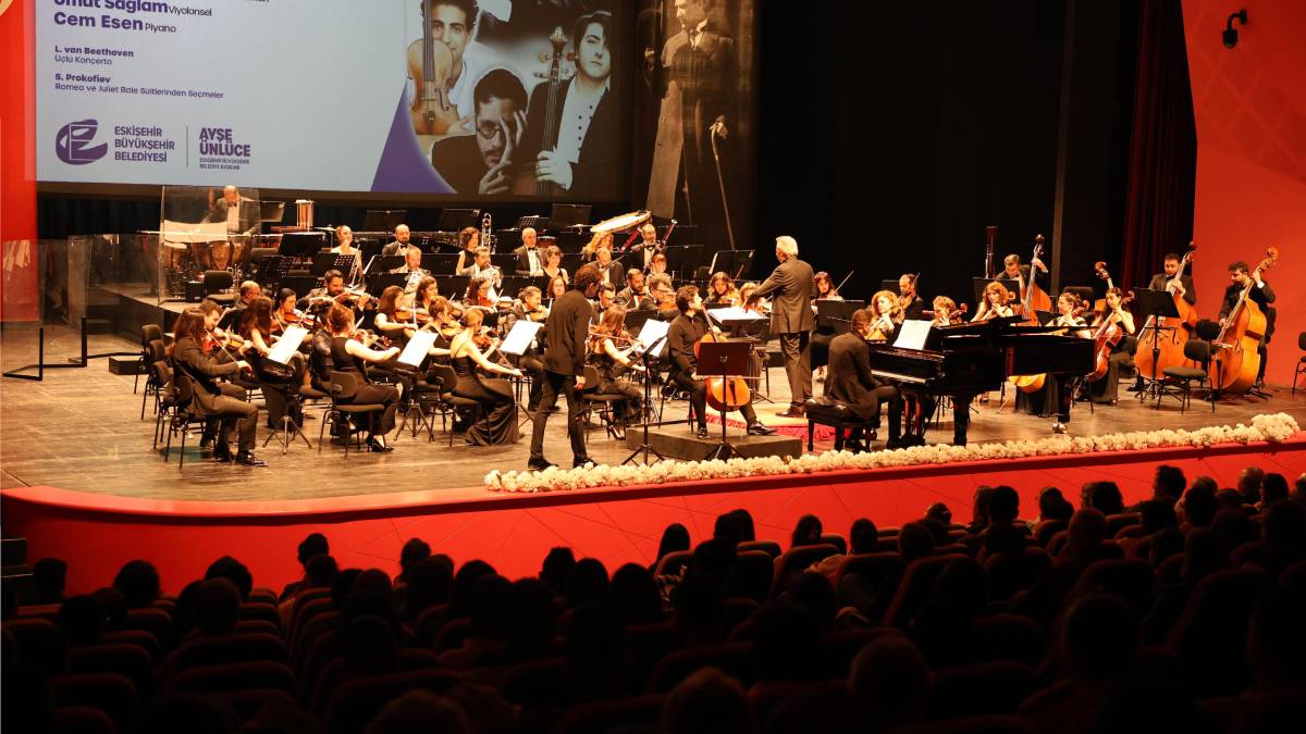 Senfoni Orkestrası konserine yoğun ilgi