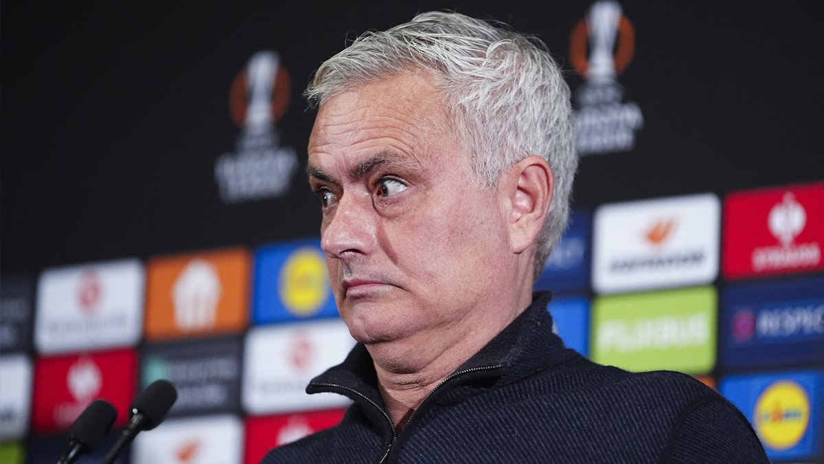 Fenerbahçe'de Mourinho hayal kırıklığı yarattı: Kanarya sezonu derbi kazanamadan tamamladı