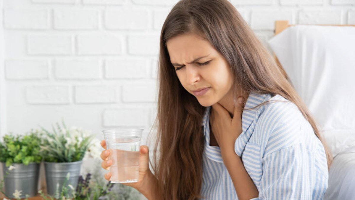 Geçmeyen hıçkırık yüzünden hastaneye gitti! Sonucu öğrenince şaşkına döndü