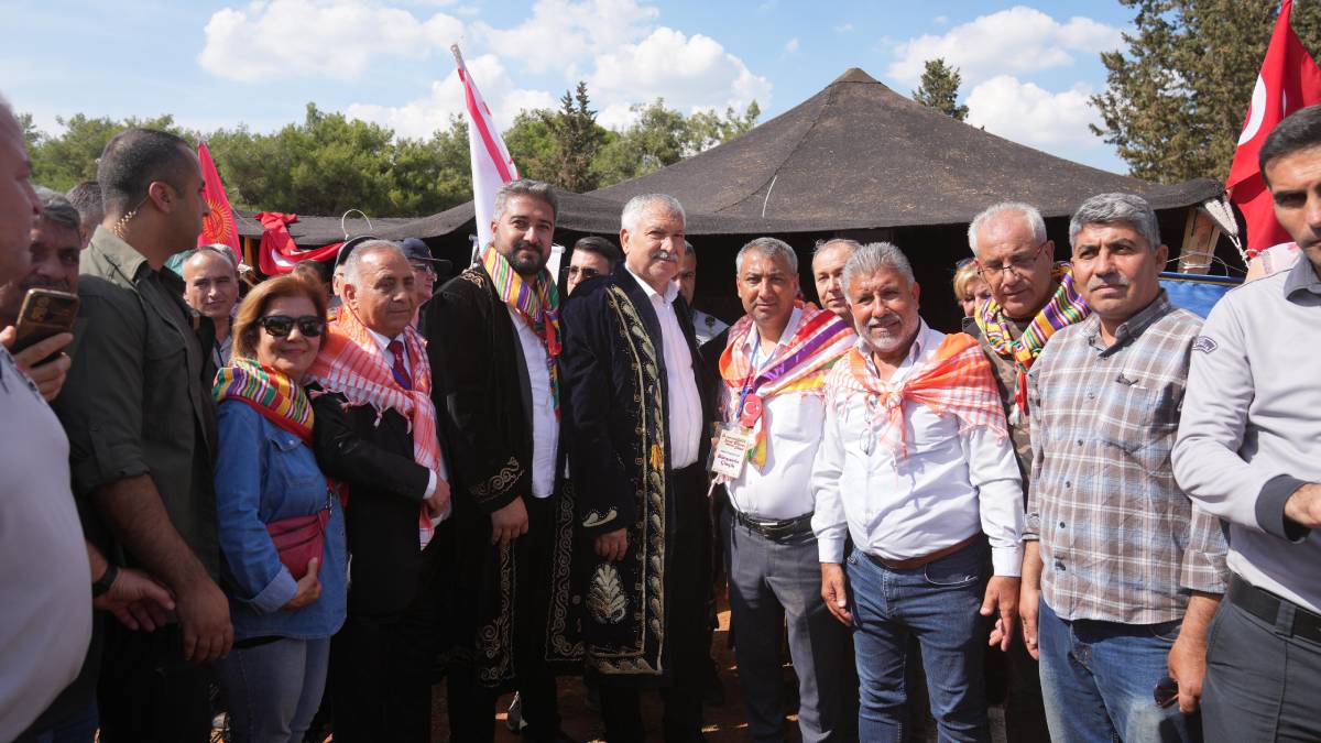 Zeydan Karalar Yörük Türkmen Şöleni’nde önemli mesajlar verdi: “Bu milleti bölmeye, ayrıştırmaya kimsenin gücü yetmez”