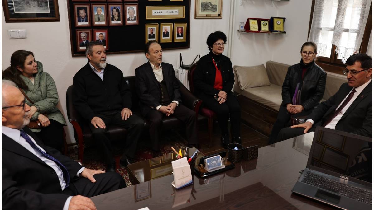 Belediye Başkanı Eyüp Kahveci KÜSAD yönetimini ziyaret etti