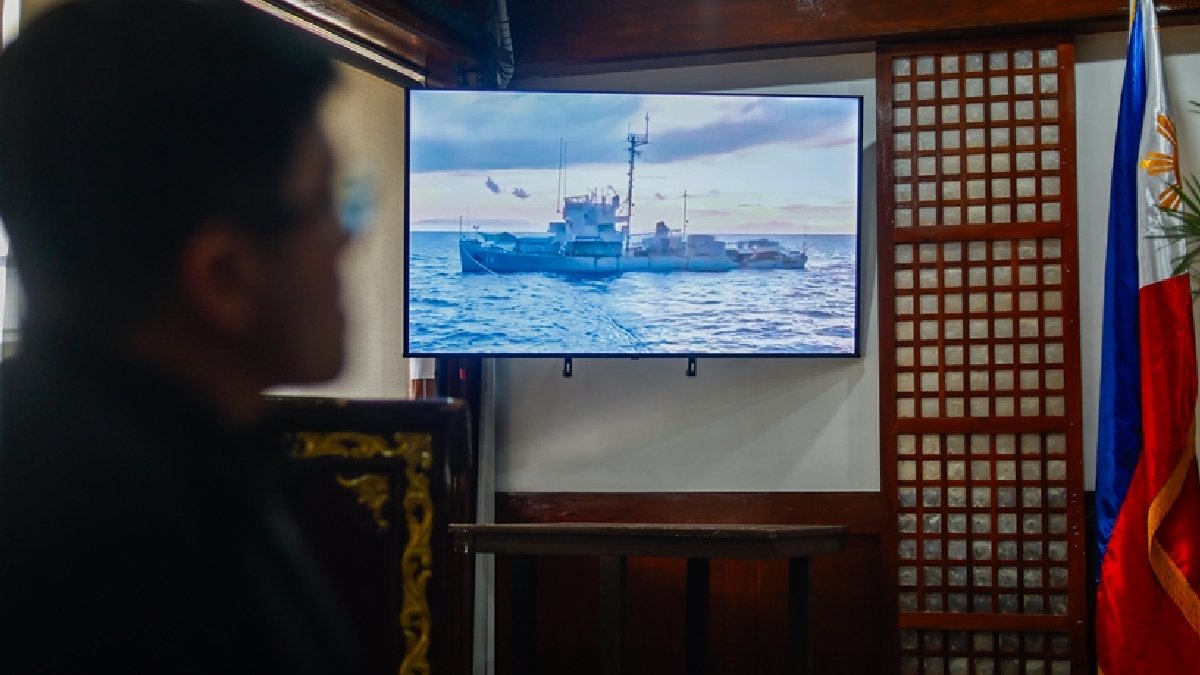 ABD ile Filipinler’in ortak tatbikatında gemi battı