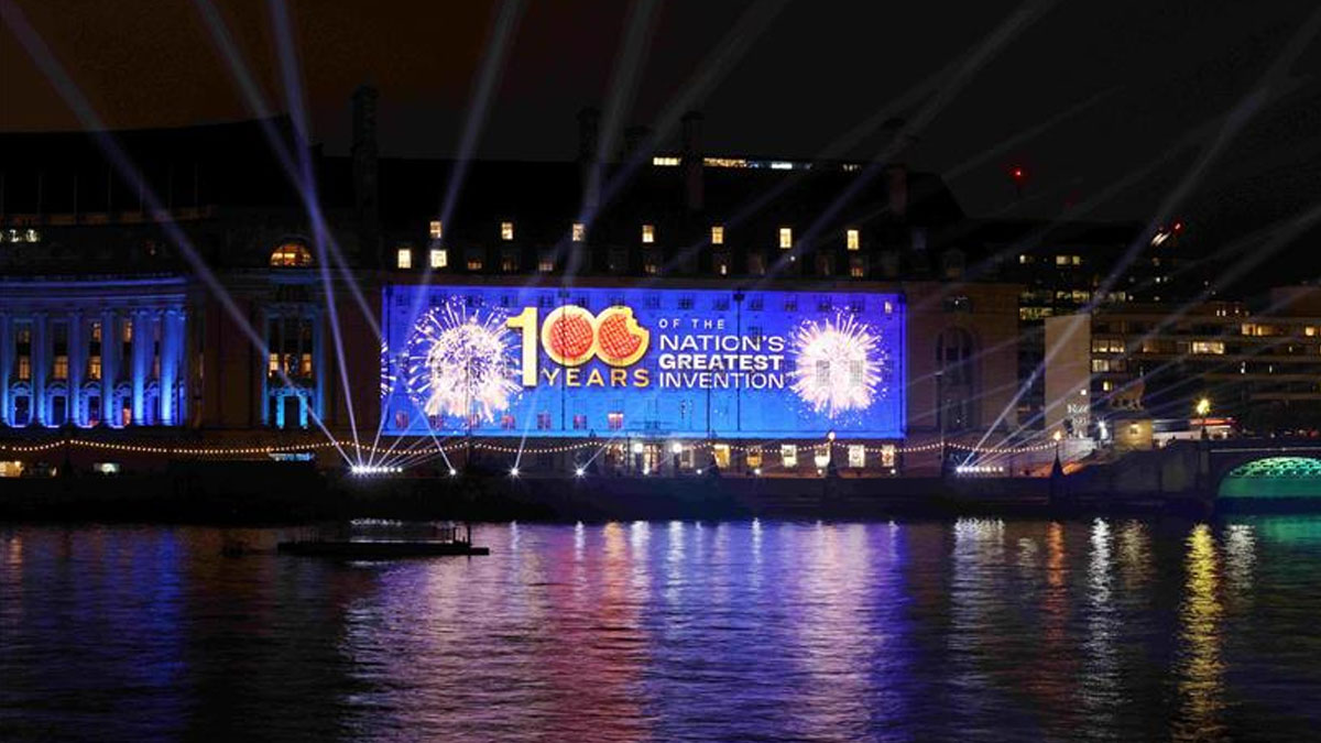 McVitie’s Çikolatalı Digestives 100. yaşını kutladı