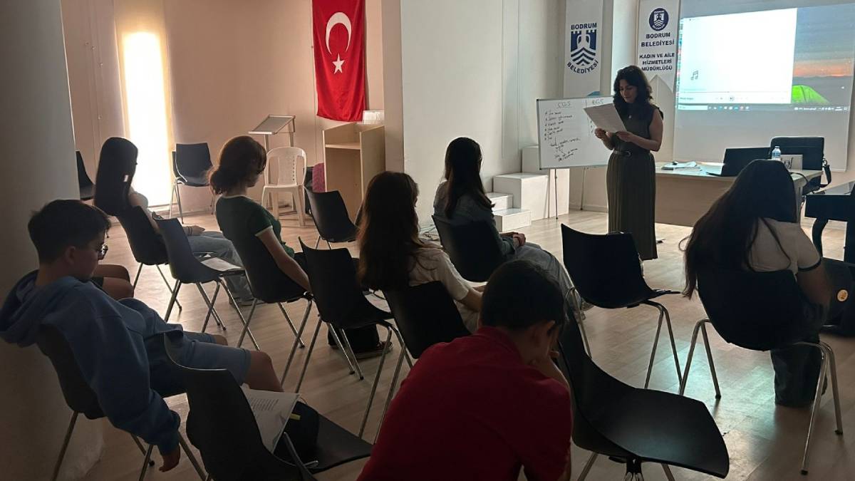 Belediyenin “Psikoeğitim Seminerleri” liseler ile devam etti
