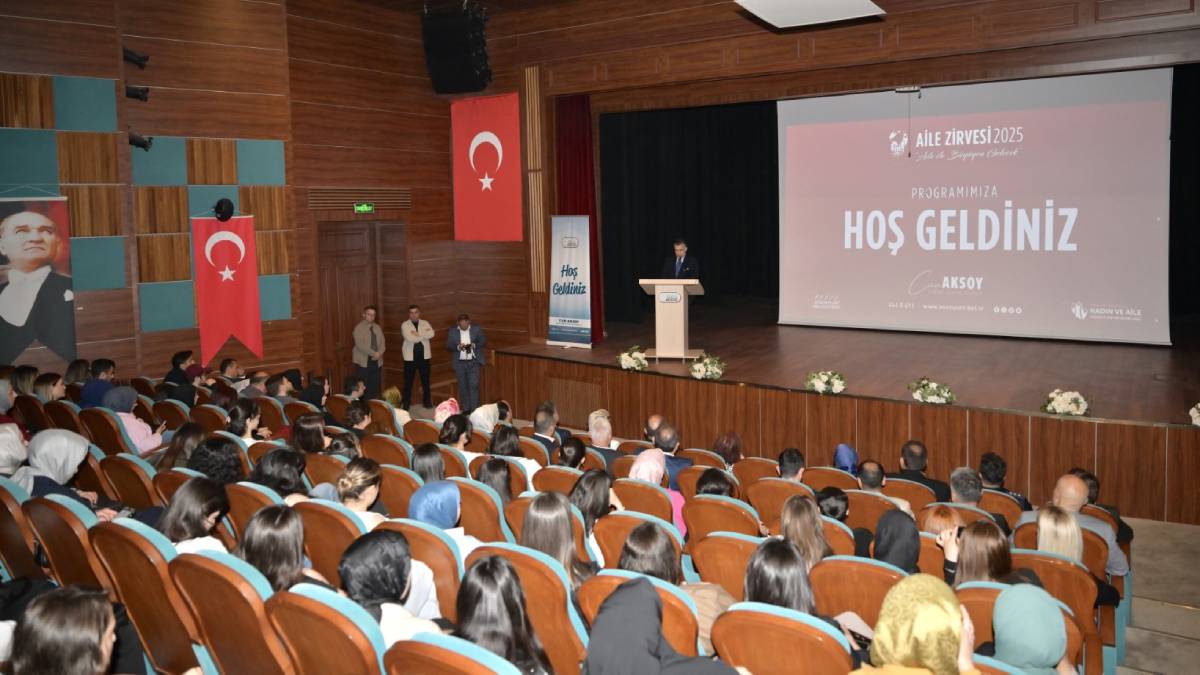 Esenyurt Belediyesinden aile zirvesi: “Güçlü aile, güçlü toplum” vurgusu