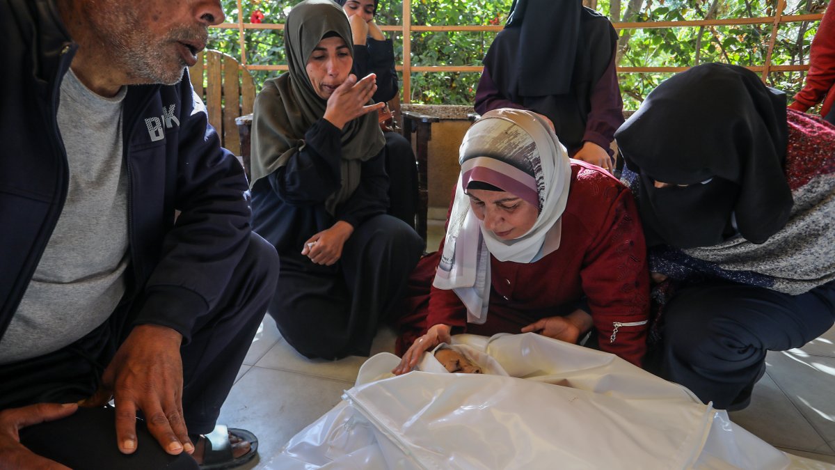 Gazze’de can kaybı 52 bin 615’e yükseldi