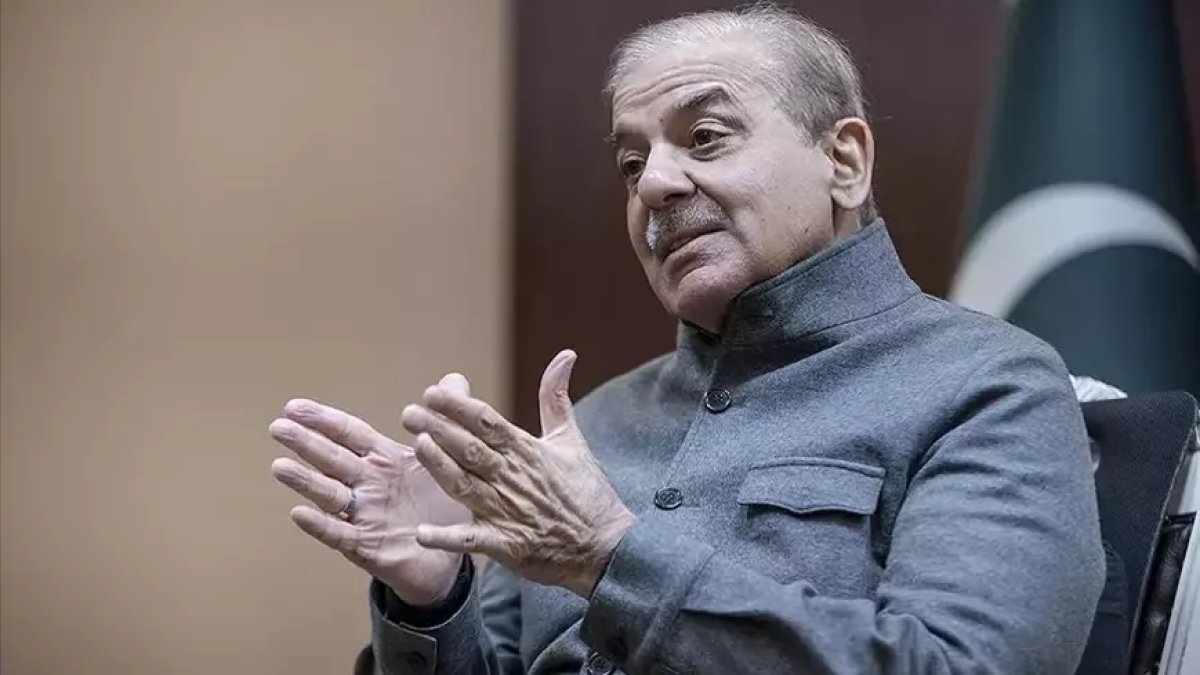 Pakistan Başbakanı Şerif'ten açıklama: Saldırılara karşılık veriliyor