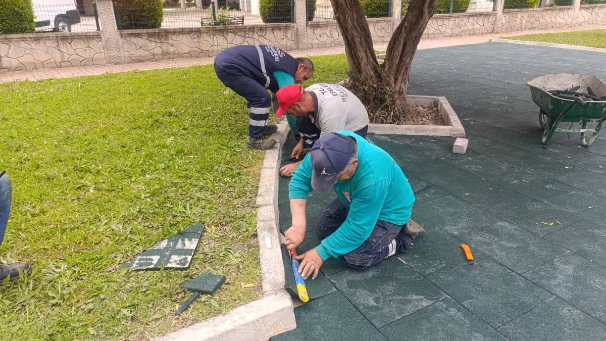 Efeler’in parkları misafirleri için hazırlanıyor