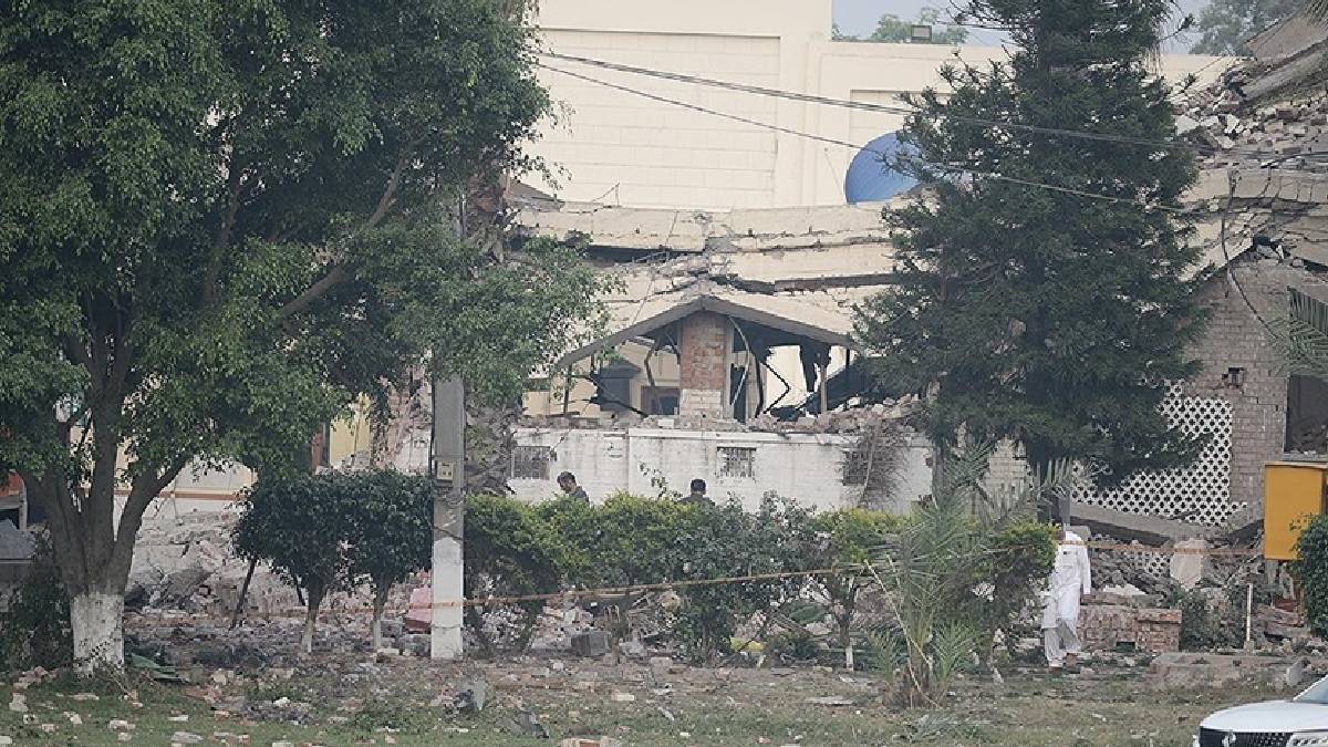 Hindistan ve Pakistan arasındaki gerginlik sürüyor: Cammu Keşmir'de sınır ötesi saldırılarda 9 kişi öldü