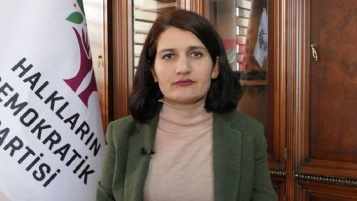 Eski HDP’li vekil Semra Güzel'in tutukluluğuna devam kararı