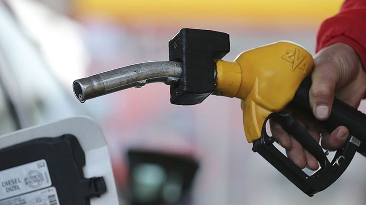 Motorin ve benzinde yeni rakamlar belli oldu! İzmir, İstanbul, Ankara... 8 Mayıs akaryakıt fiyatları