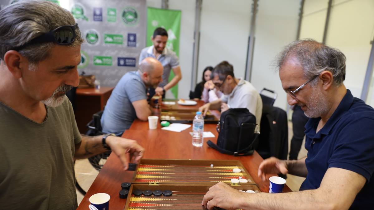 Bursa'da zarlar eşitlik için atıldı