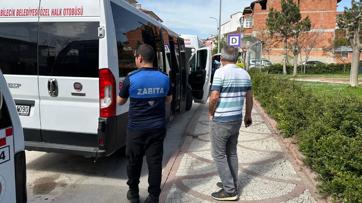 Zabıta Müdürlüğü ekipleri halk otobüslerinde denetleme yaptı