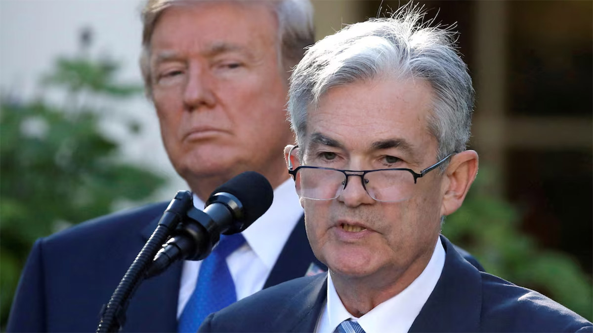 Powell'dan 'bekle ve gör' mesajı