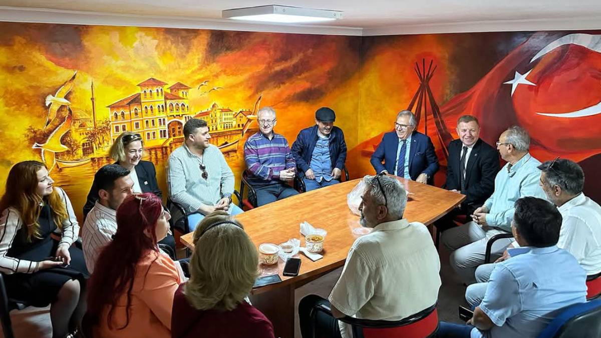 Başkan Dursun Mirza’dan Atatürkçü Düşünce Derneği Kermesine ziyaret