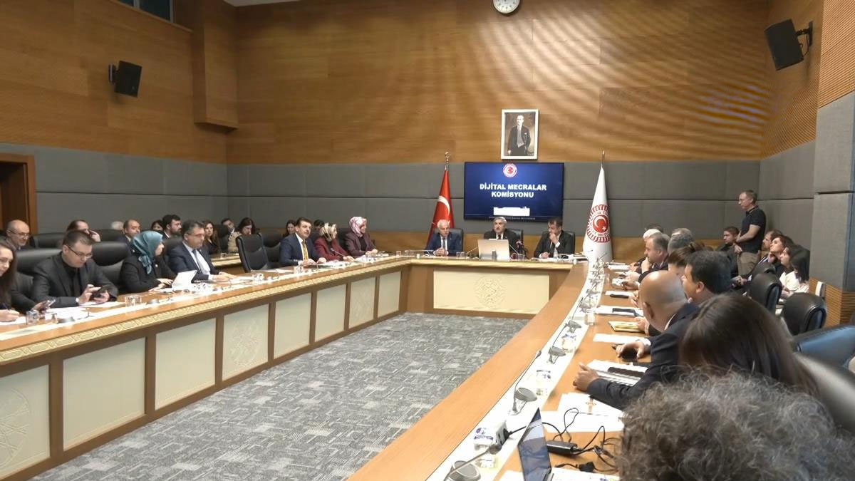 TBMM Dijital Mecralar Komisyonu Google yetkililerini dinledi