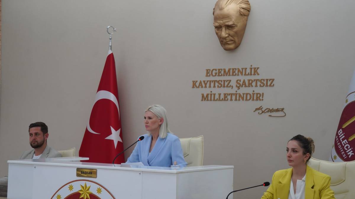 Belediye Başkanı Melek Mızrak Subaşı: ‘’Eskimiş içme suyu borularını yenileyeceğiz’’