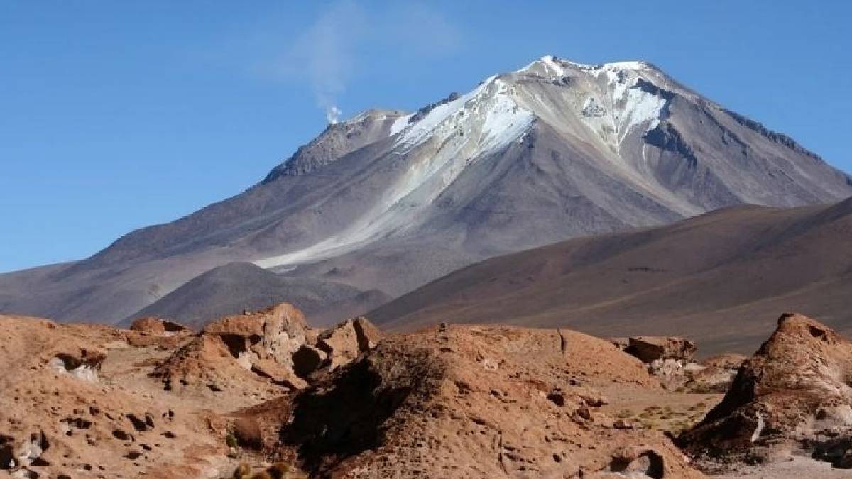 Bilim insanları uyardı: 250 bin yıldır sessiz olan volkan yeniden faaliyete geçebilir