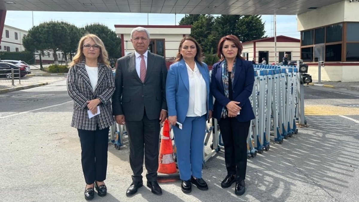 CHP’li vekillerden İmamoğlu’na ziyaret