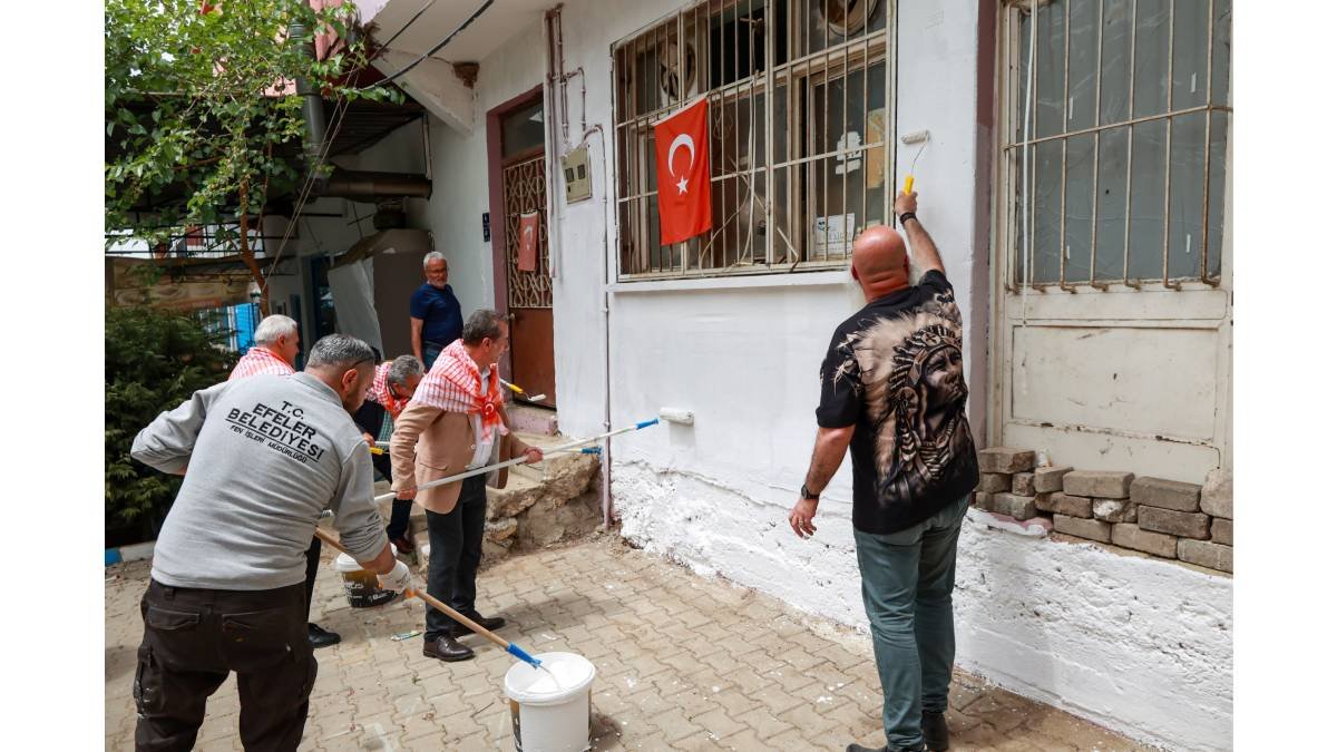 Kızılcaköy renkleniyor, Efeler güzelleşiyor