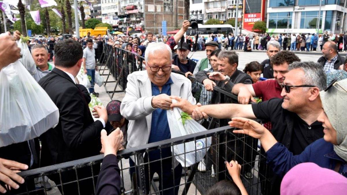 350 bin ata tohumu fidesi, Kdz. Ereğli halkıyla buluştu