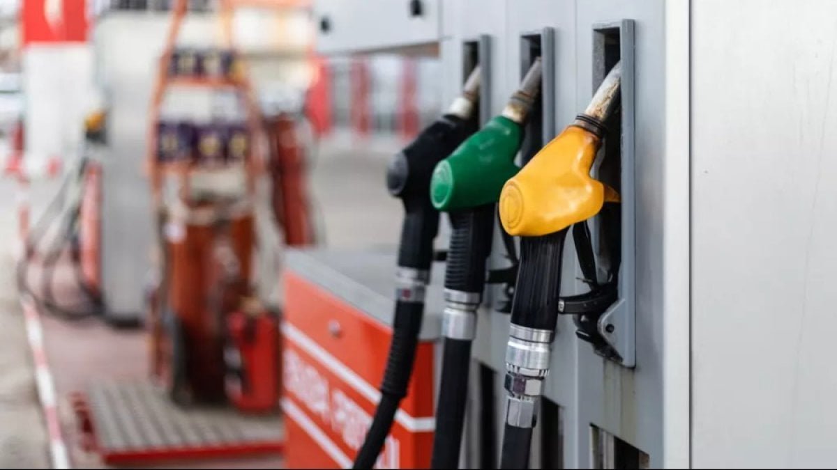 Akaryakıt fiyatları değişti mi? Benzin, motorin, LPG... 10 Mayıs akaryakıt fiyatları