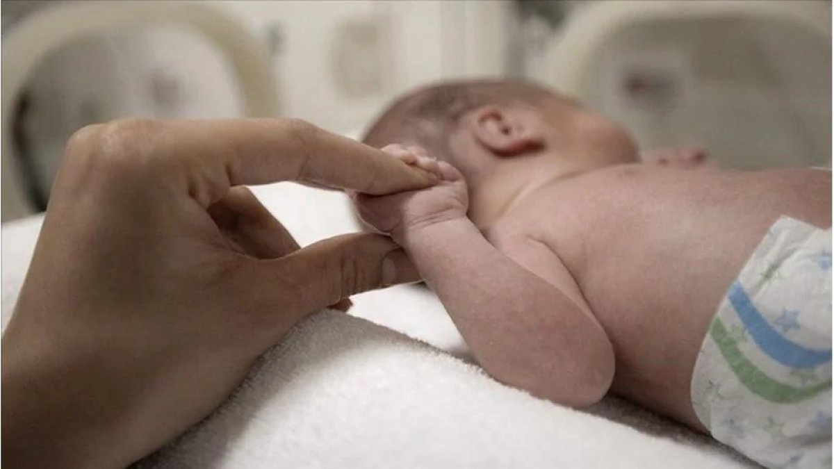 Sağlık Bakanlığı'ndan yeni uygulama: Taburcu olacak yenidoğan için araba koltuğu şartı