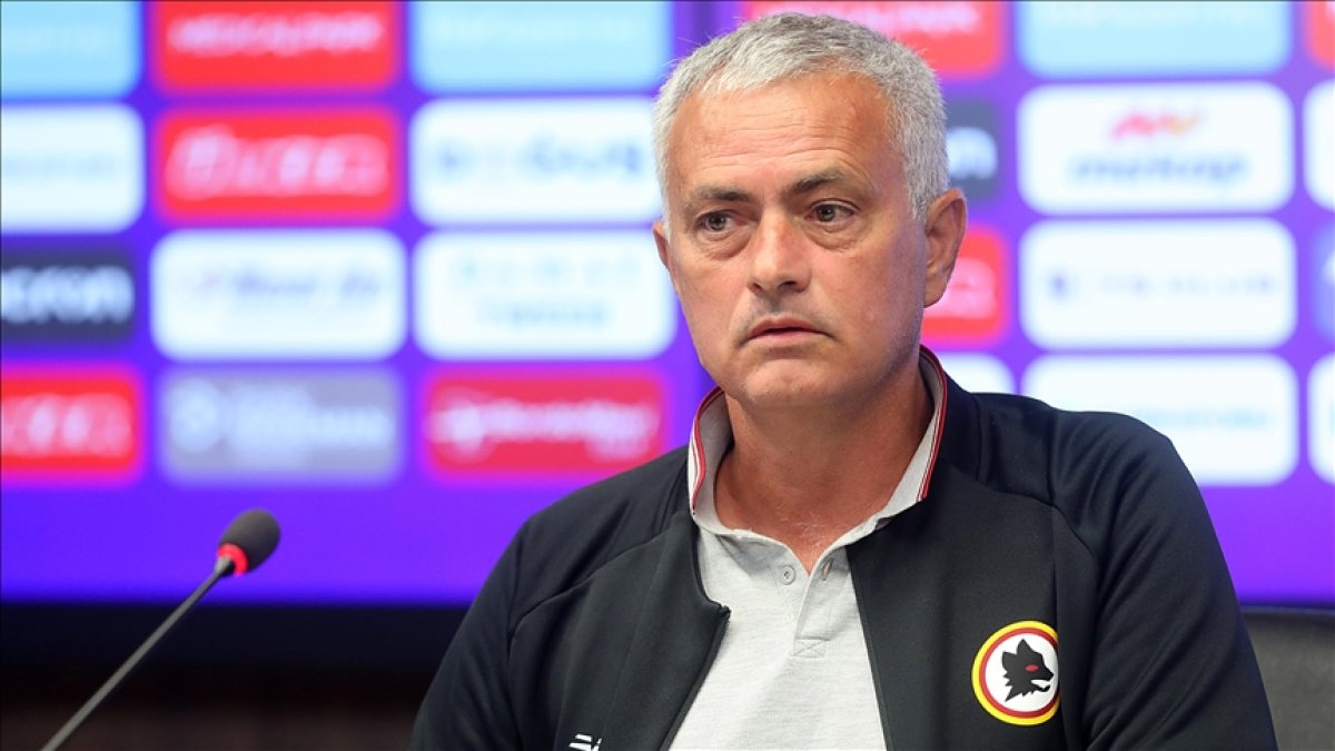 Jose Mourinho’dan transfer ve gelecek sezon sorularına net yanıt: “Anlamadım”