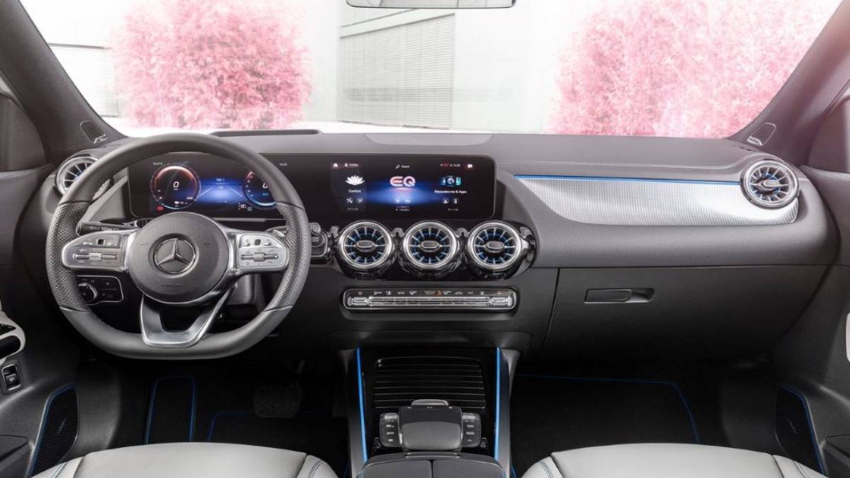 Mercedes'in o iki modelinin sahiplerine şok: Yangın riski nedeniyle hepsi geri çağırıldı