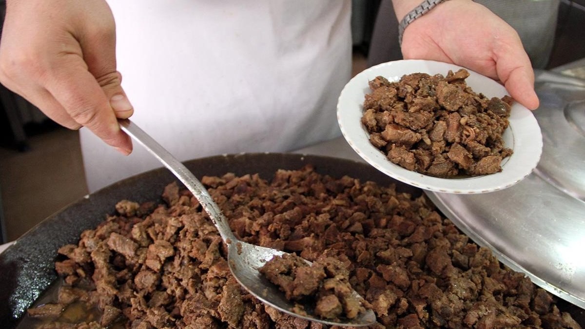 Köy mutfaklarından çıkan lezzet! Herkes tarifi için kapınızı çalacak! İşte sızgıt tarifi…