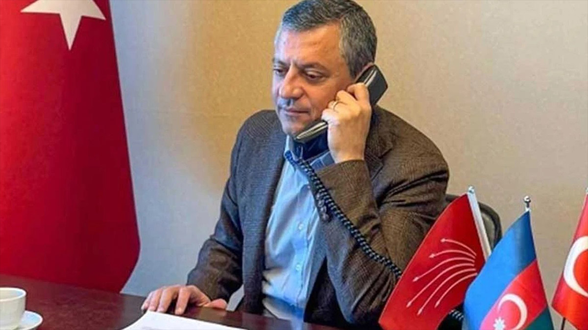 Özel'den 32 anneye 'Anneler Günü' telefonu