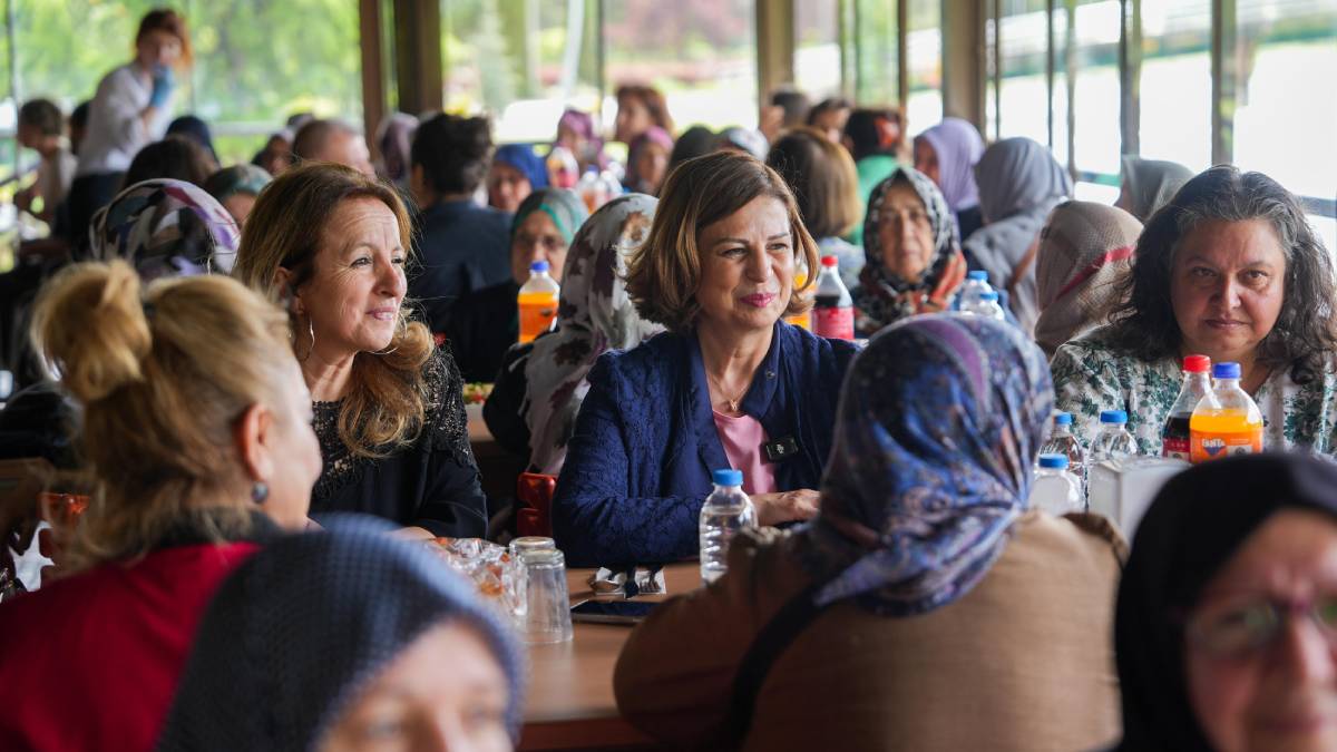 “Her zaman başımızın tacısınız”