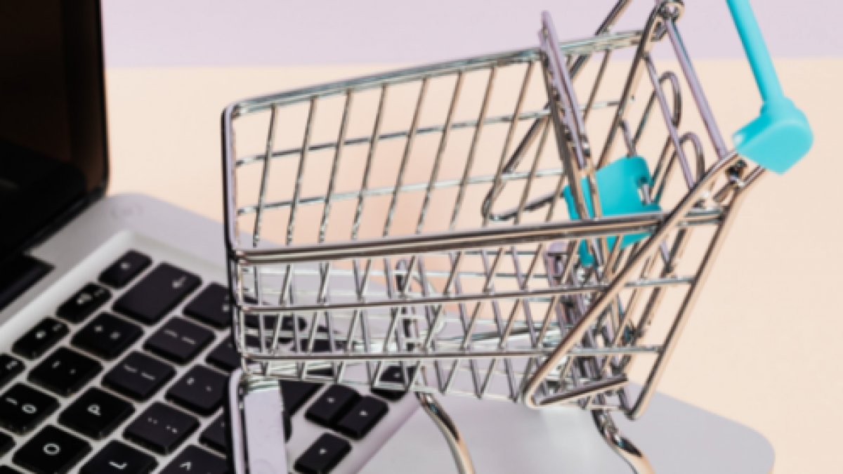 Normalde 100 lirayı aşmaz! Basit bir masaj aleti 9 bin TL'ye satılıyor