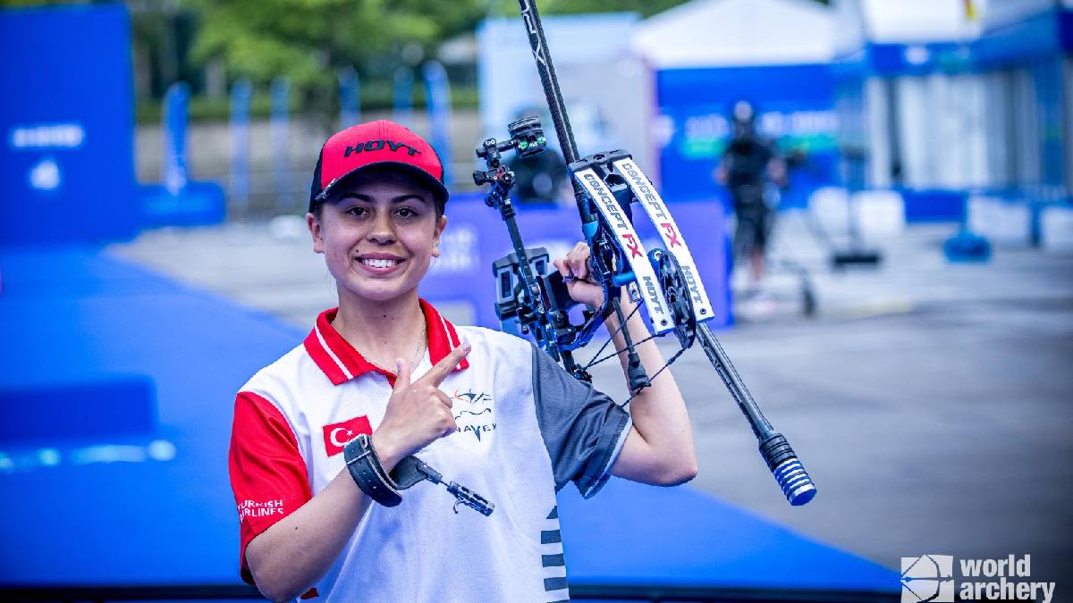 Hazal Burun’dan Milli takımda yeni dünya rekoru