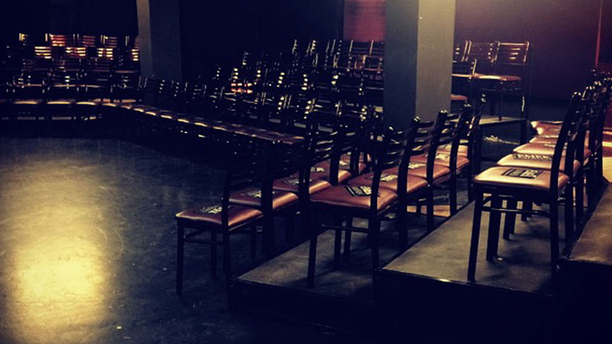 Kadıköy Emek Tiyatrosu kapanıyor